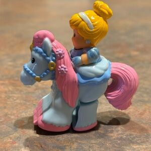 Klip Klop Princess Cinderella - Little People Fisher Price